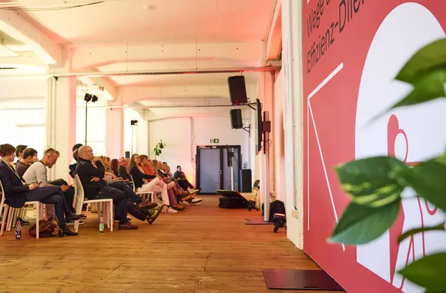 Wege aus dem Effizienz-Dilemma – Rückblick neuland Fachtag 2025-Titleimage